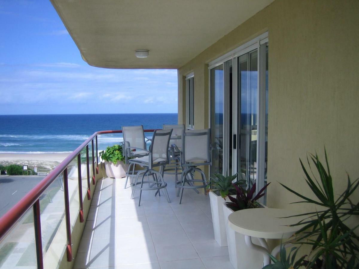 Casablanca Palms Hotel Gold Coast Exterior photo
